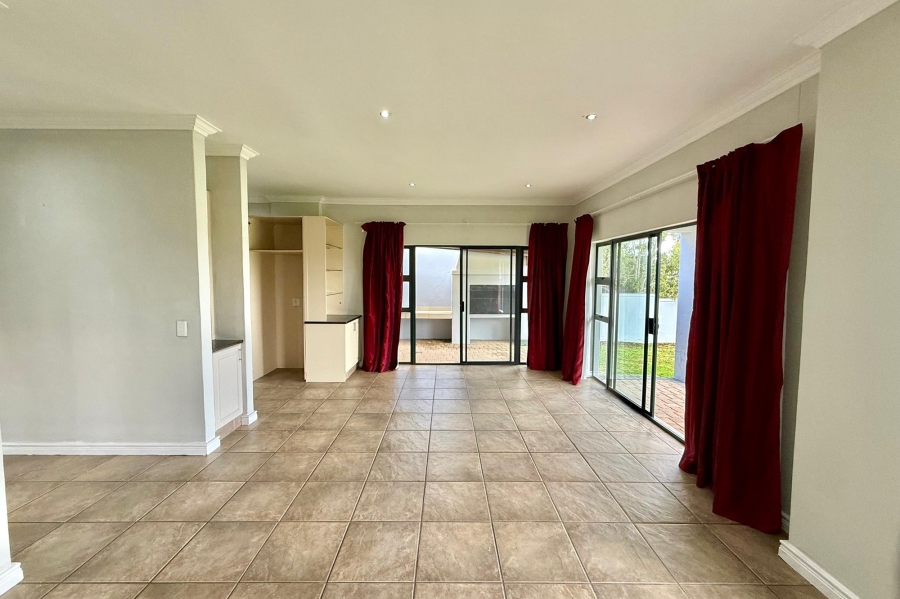 To Let 3 Bedroom Property for Rent in De Wijnlanden Residential Estate Western Cape